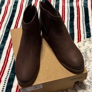 SoftWalk womens Brown Ankle Boots